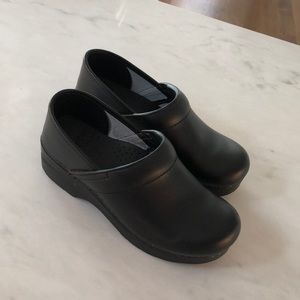 Dansko size 36